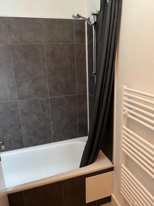 Studio Confortable Aux Portes De Bordeaux Et Medoc Ludon-Médoc Zewnętrze zdjęcie